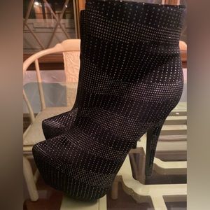 BUMPER ELLE 44 COVERED PLATFORM BLING BOOTIE SIZE 10 EXCELLENT CONDITION